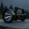 Lampe torche puissante LED rechargeable avec longue portée et lampes torches puissantes portatives