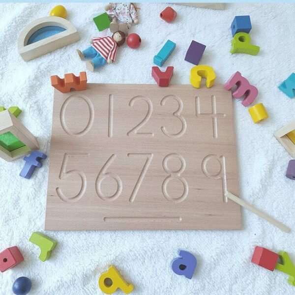 1674381371484-e1685802956680.jpg Tablette d’apprentissage des chiffres pour enfant Montessori