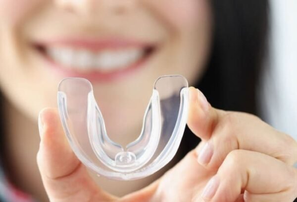 Gouttière de réalignement dentaire invisible