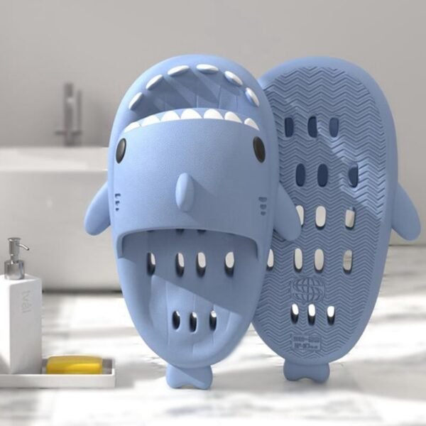 Sandales de bain requin anti-dérapantes avec drainage pour douche et piscine